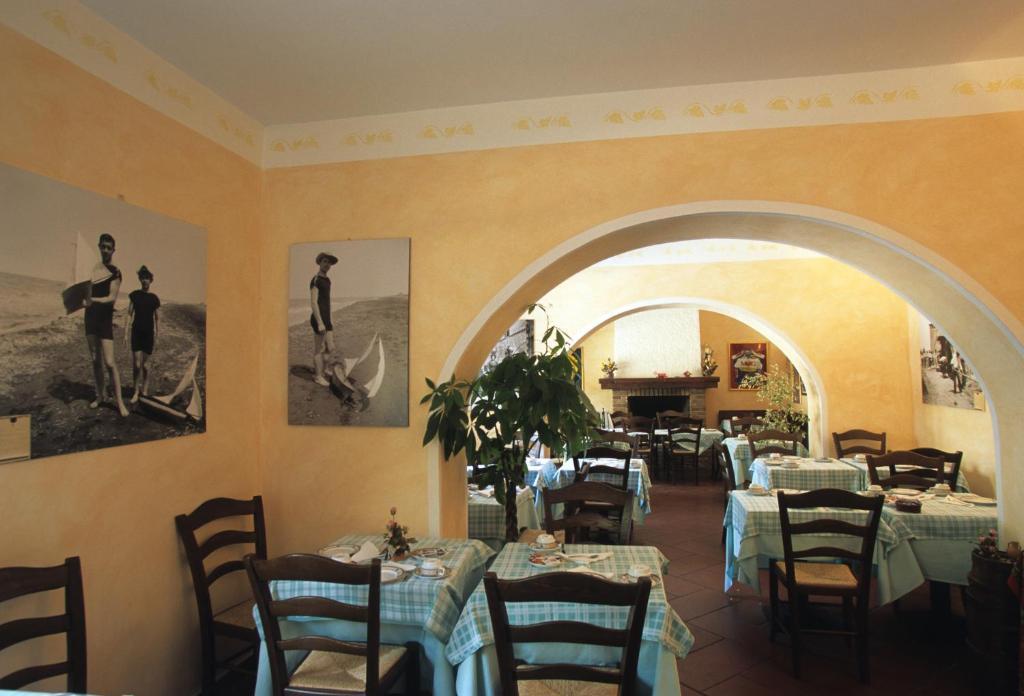 Hotel Bambolo Castagneto Carducci Exterior photo